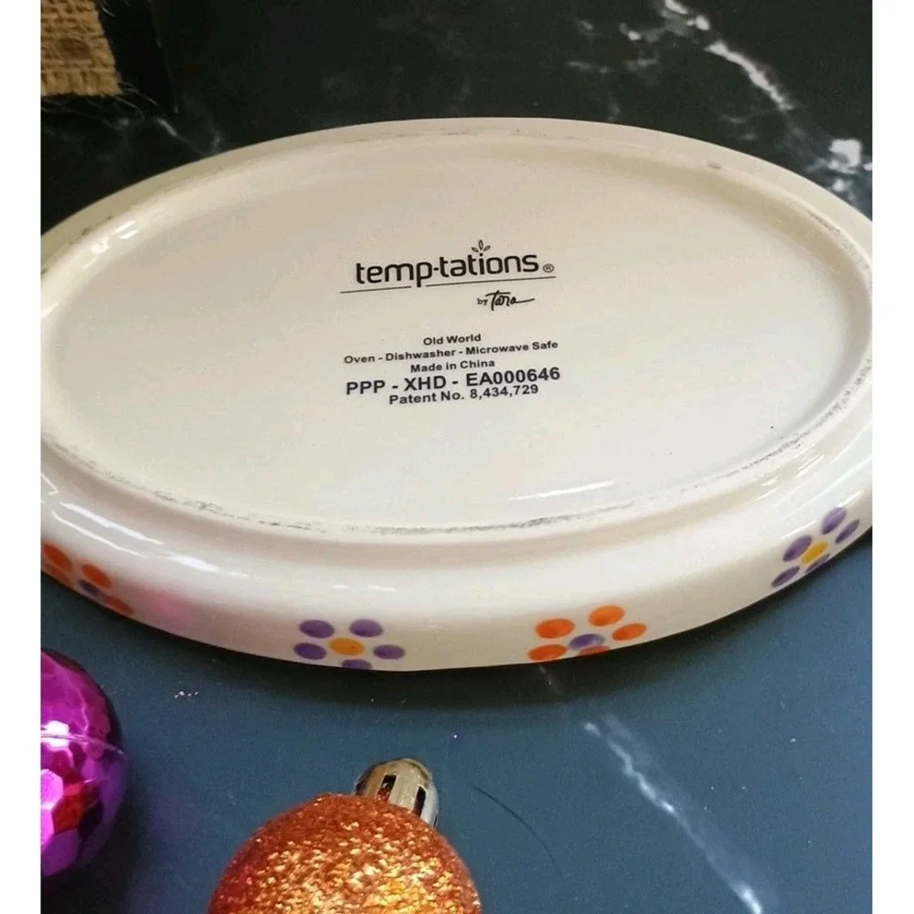 Temptations By Tara Halloween Sugar with Lid & Creamer On Plate Boofetti Pattern